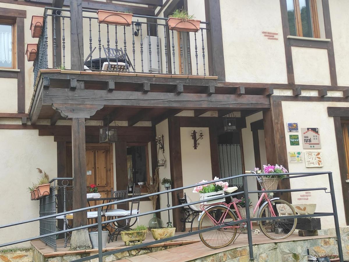 Hotel Rural En Las Cascadas De Tobera ภายนอก รูปภาพ
